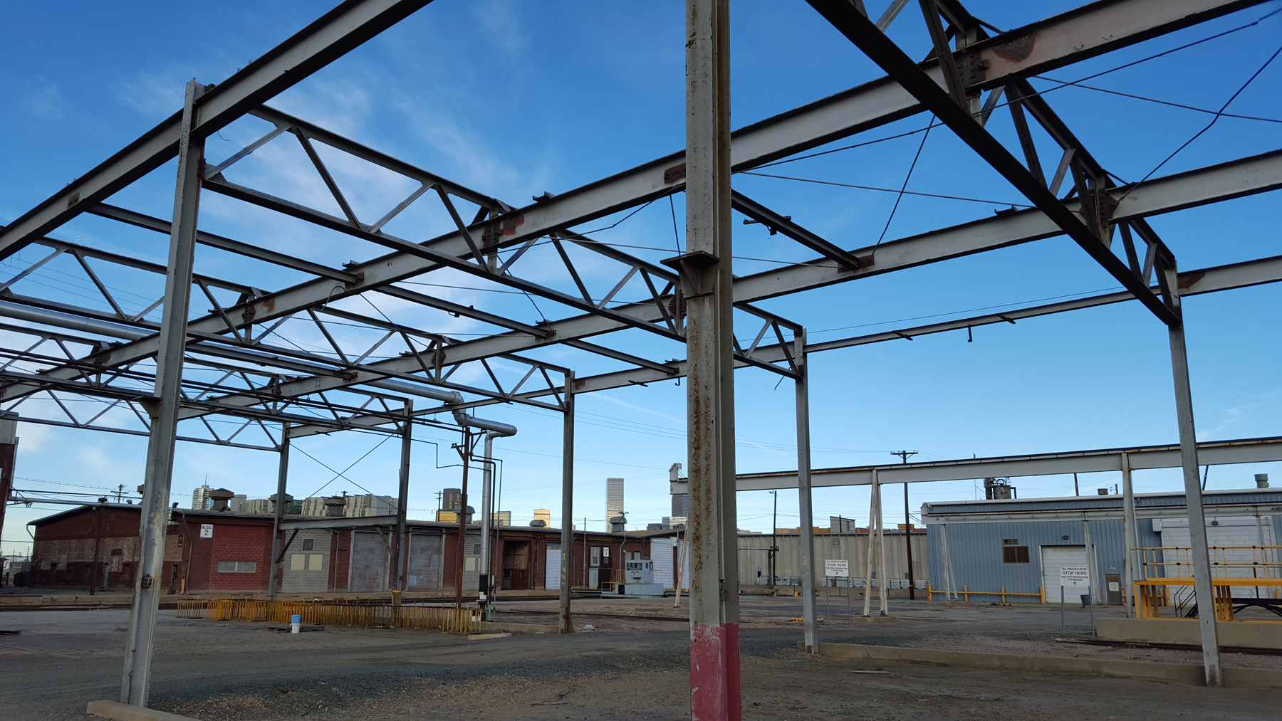 resize_Wood-Car-Shop-Framing a train on a steel track